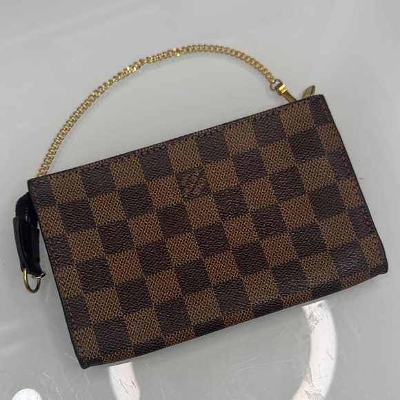 Louis Vuitton Damier Clutch with aftermarket Gold Chain